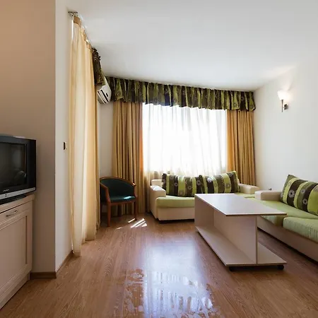 ❤1 Bedroom With Balcony & Kitchen ❤gp❤ דירה *